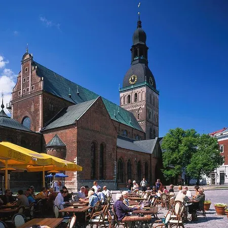 2 Bedroom Lux Апартаменты *